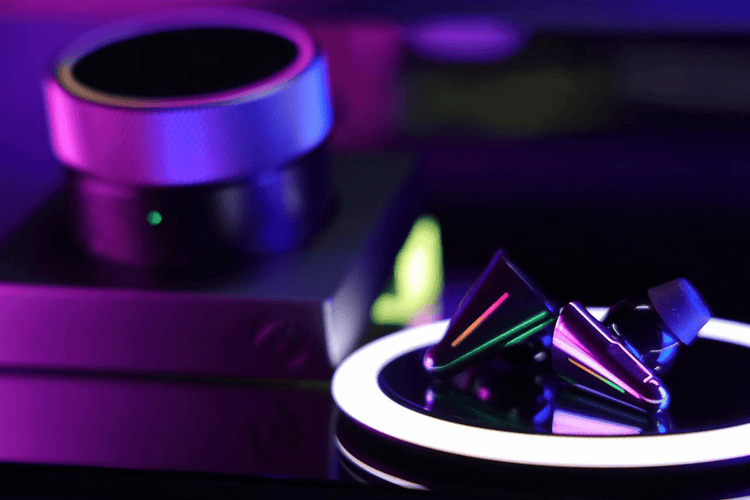 Tai nghe AM Cyberblade