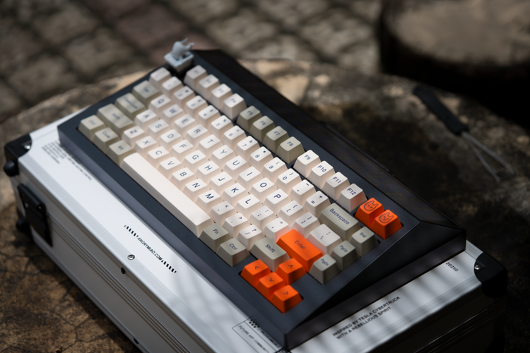Cyberboard R3