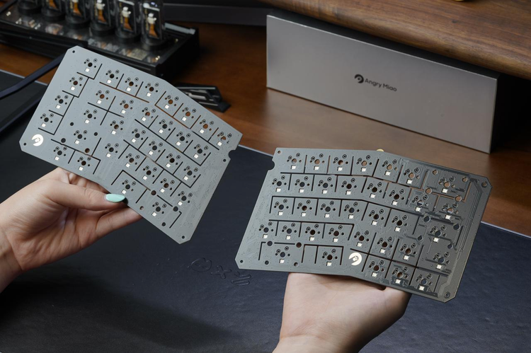 AM AFA - Adjustable Flex Alice